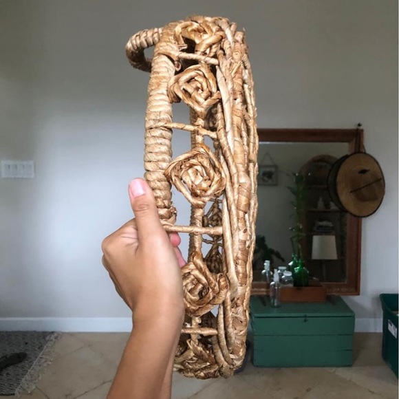 Beautiful Basket - Picture 3 of 3